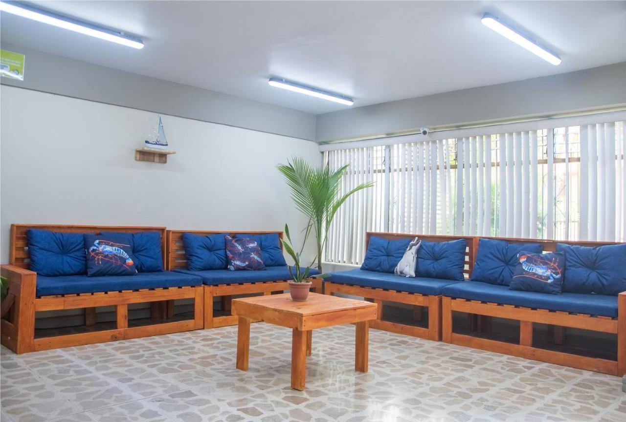 Hostel Carmelas, Airport Juan Santamaria, Alajuela, San Jose Alajuela