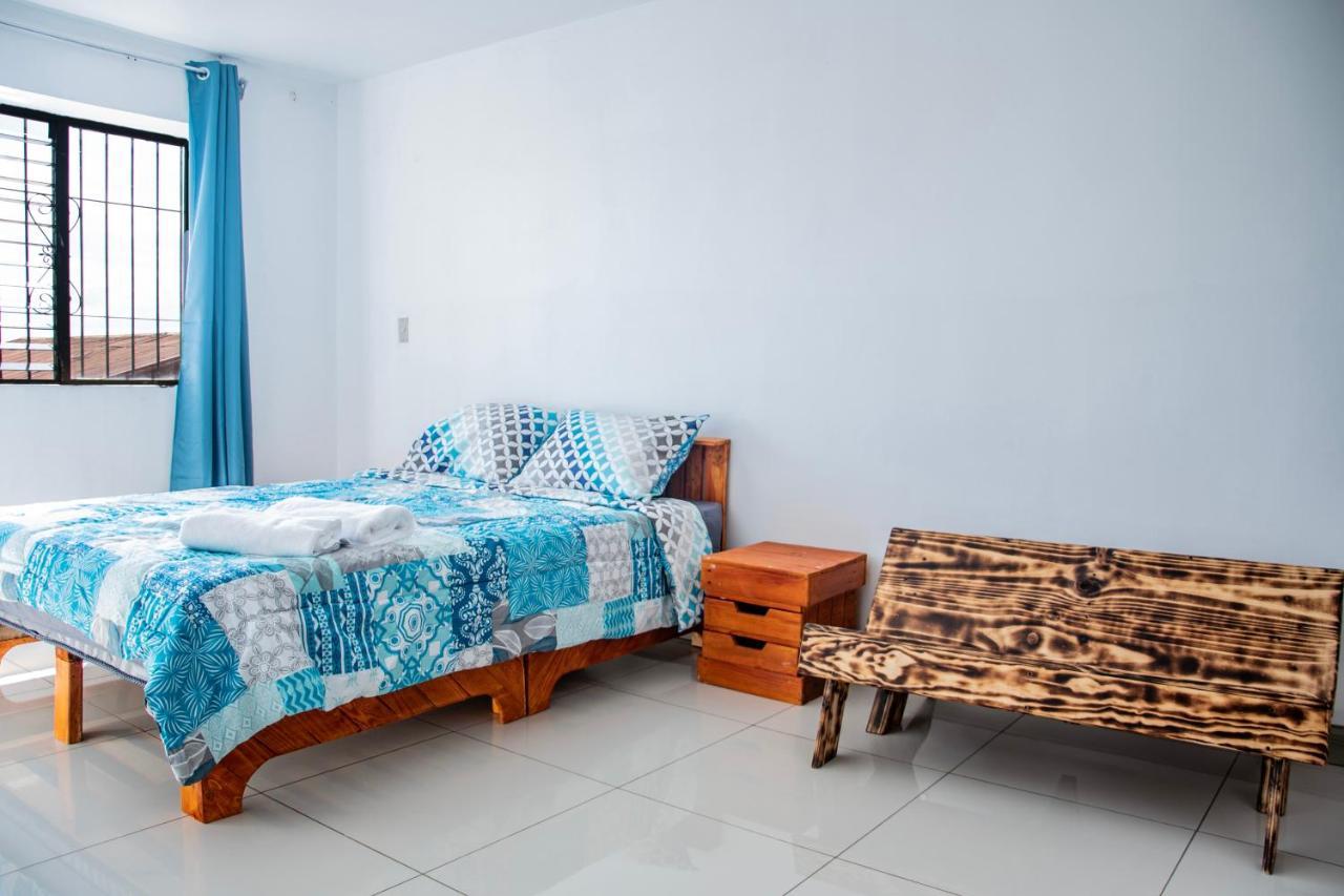 Carmelas, Airport Juan Santamaria, Alajuela, San Jose Hostel Alajuela