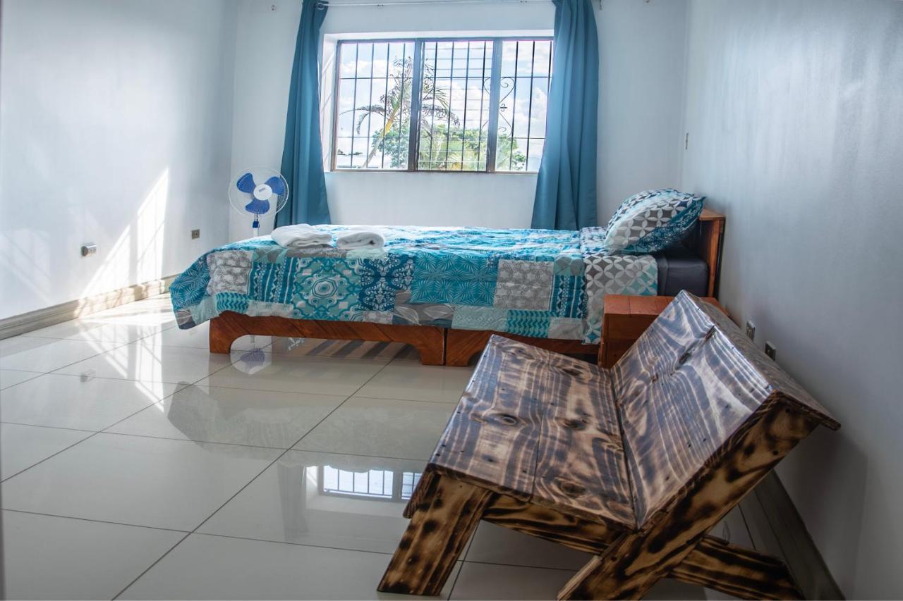Hostel Carmelas, Airport Juan Santamaria, Alajuela, San Jose